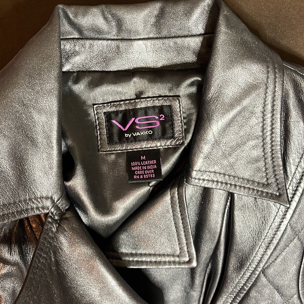 Silver leather jacket - Picture 2 of 2